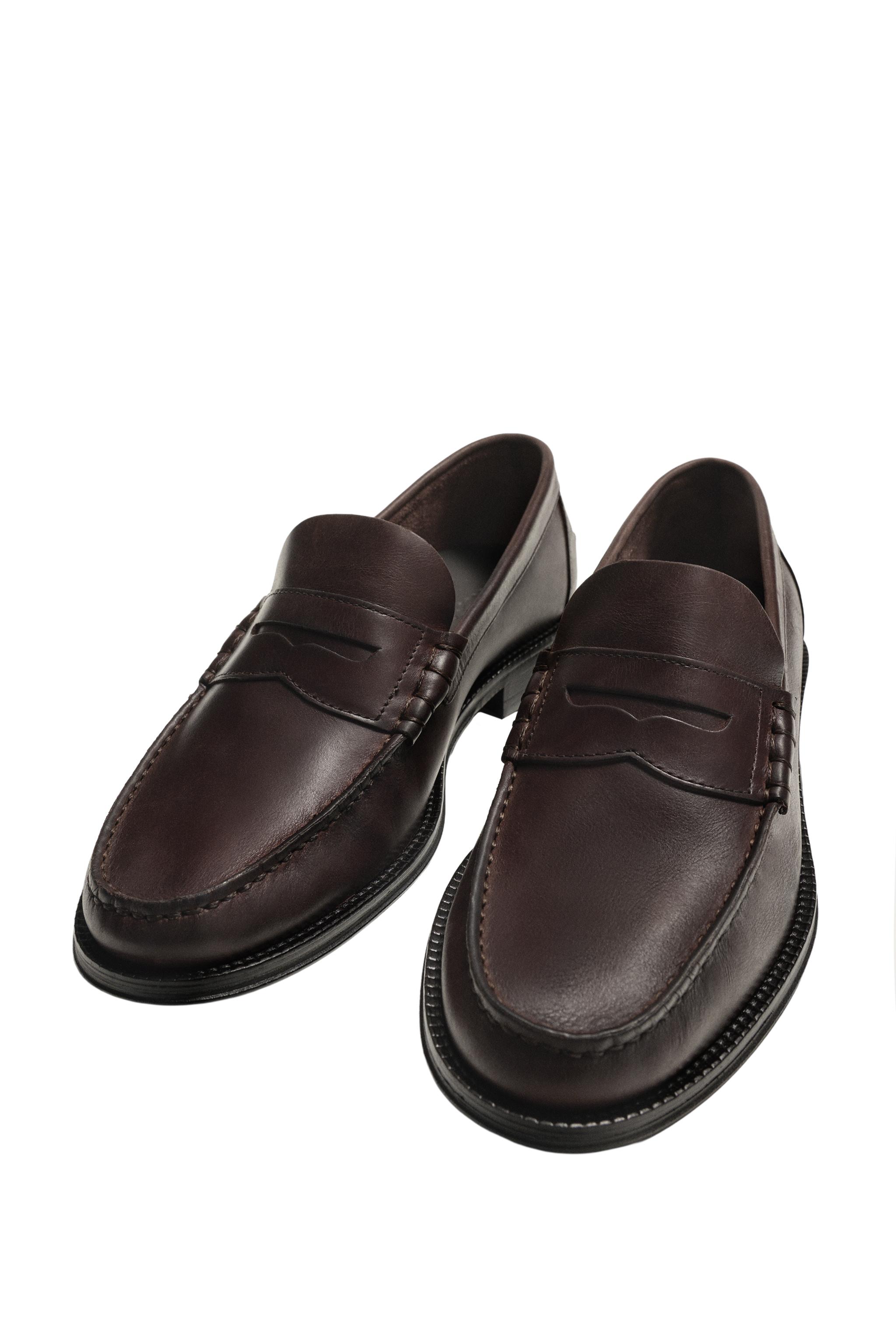MOCASSINS EN CUIR À MASQUE